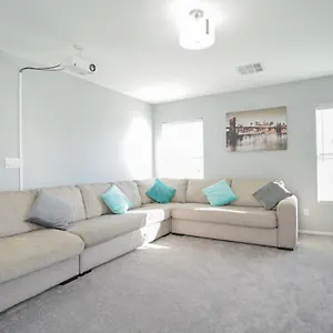 Ultra Modern Vegas 20min From The Strip Holiday home